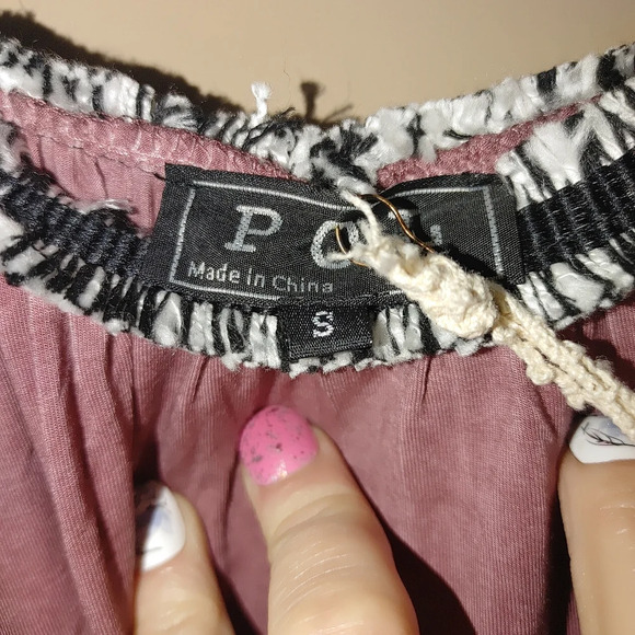 POL Purple/Burgandy Cold Shoulder Top, Size S, Will Fit S-L - Picture 5 of 6